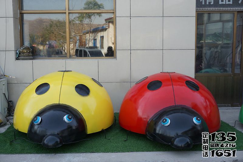 公園草坪玻璃鋼彩繪仿真動物七星瓢蟲雕塑 公園草坪玻璃鋼彩繪仿真動物七星瓢蟲雕塑