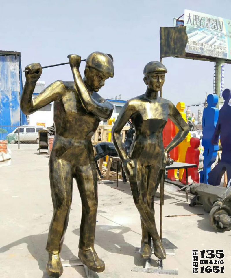公園街道玻璃鋼仿銅打高爾夫的人物雕塑 公園街道玻璃鋼仿銅打高爾夫的人物雕塑