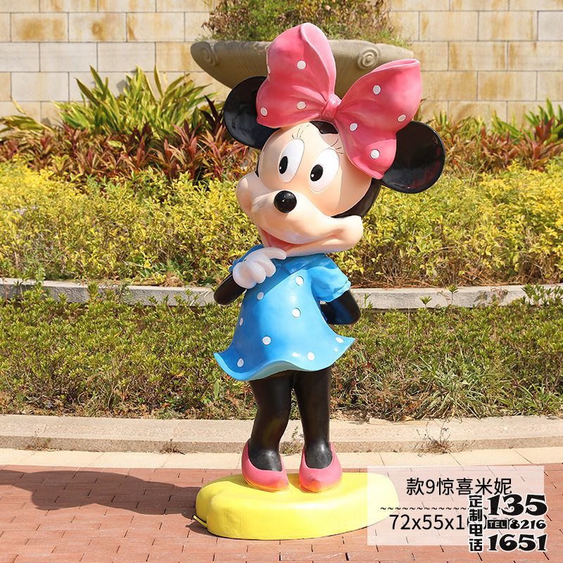 景區一只穿藍色裙子玻璃鋼彩繪米老鼠米妮雕塑 景區一只穿藍色裙子玻璃鋼彩繪米老鼠米妮雕塑
